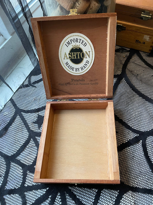 Ashton Churchill Cigar Stash Box