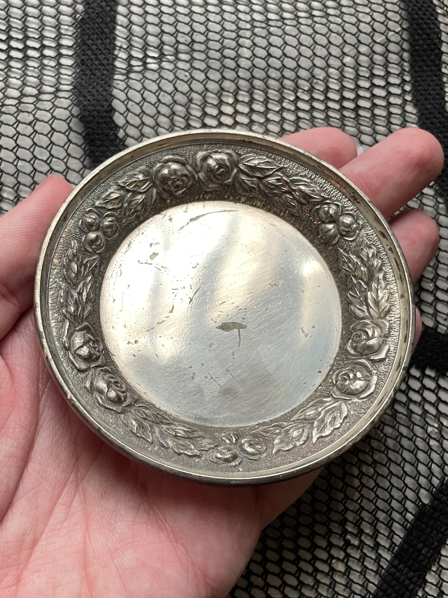 Silver Floral Japanese Ashtray Set