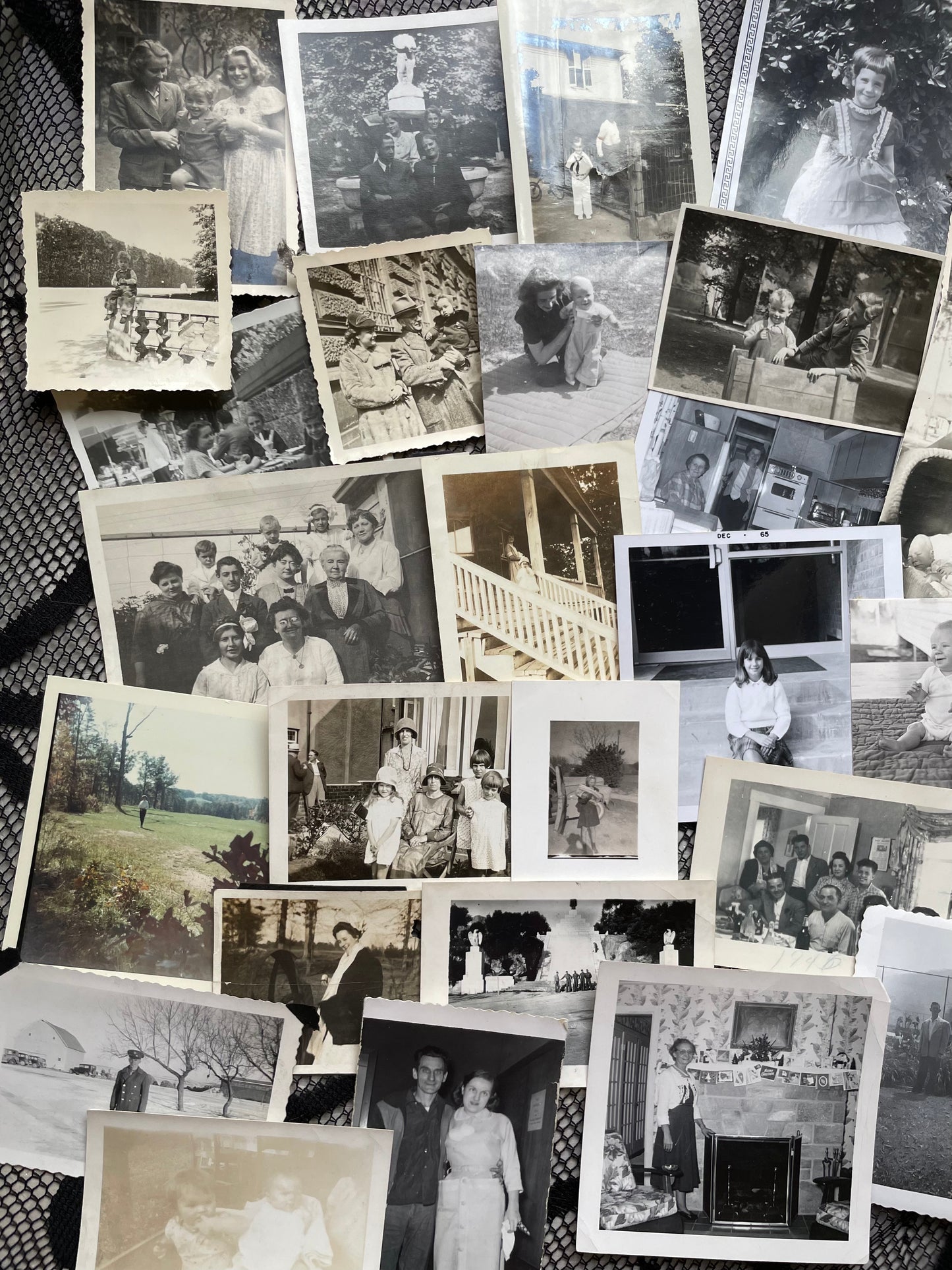 Vintage & Antique Photos - People Mystery Pack